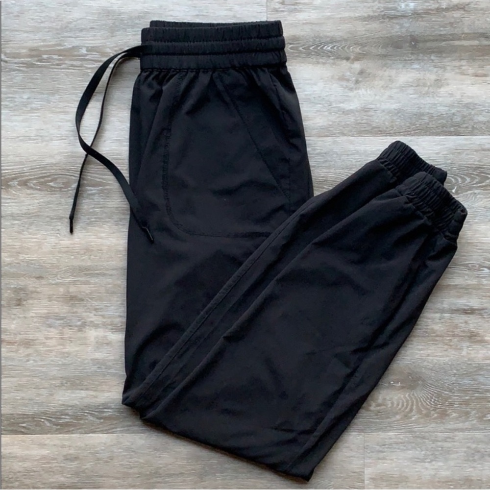 TNA Joggers
